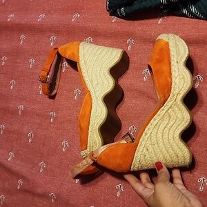 Bcbgmaxazria suee size 8 used